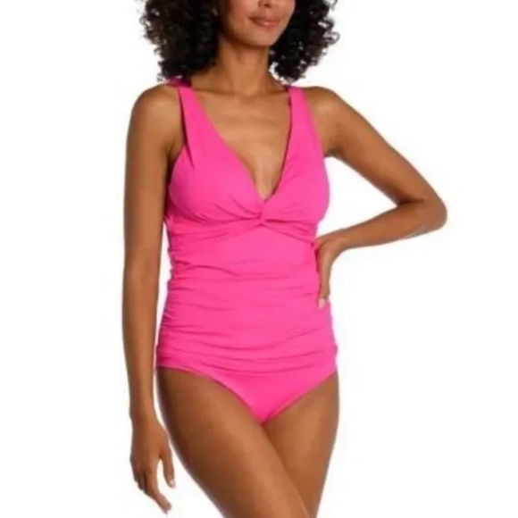 La Blanca Other - La Blanca Island Goddess Twist Front Ruched One Piece Swimsuit 14 Pink Beach
